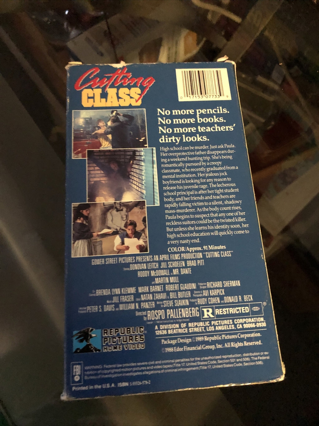 CUTTING CLASS, BRAD PITT, JILL SCHOELEN ,DONOVAN LEITCH, VHS , 19881