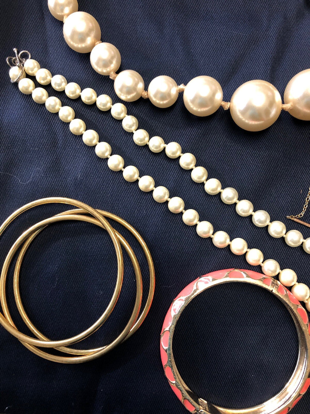 Gold tone metal jewelry lot, necklace, brooch/earrings, Bracelet, Peal, Opal1