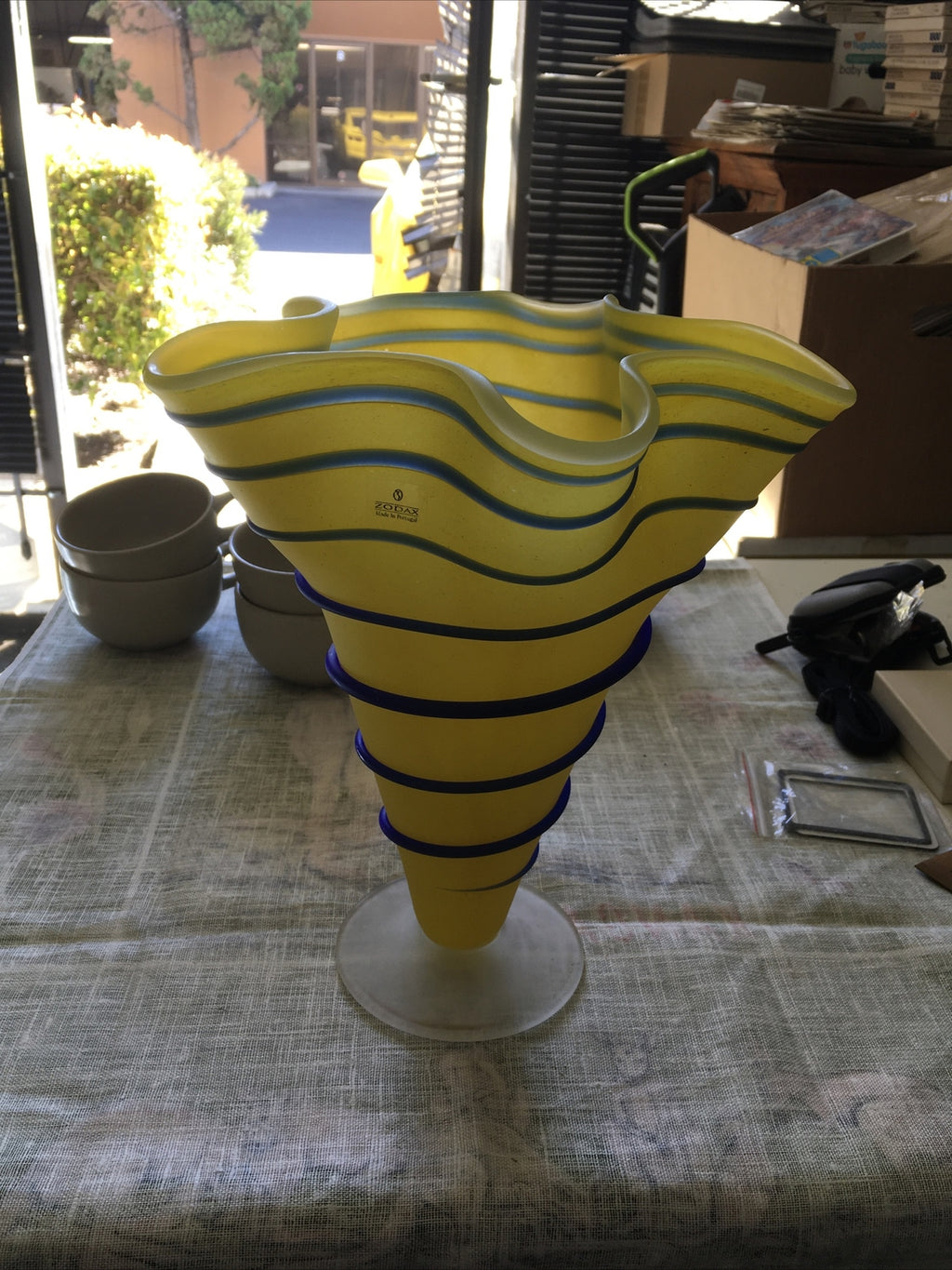 Zodax Art Glass Yellow And Blue Vase Vessel 10”x8.5”1
