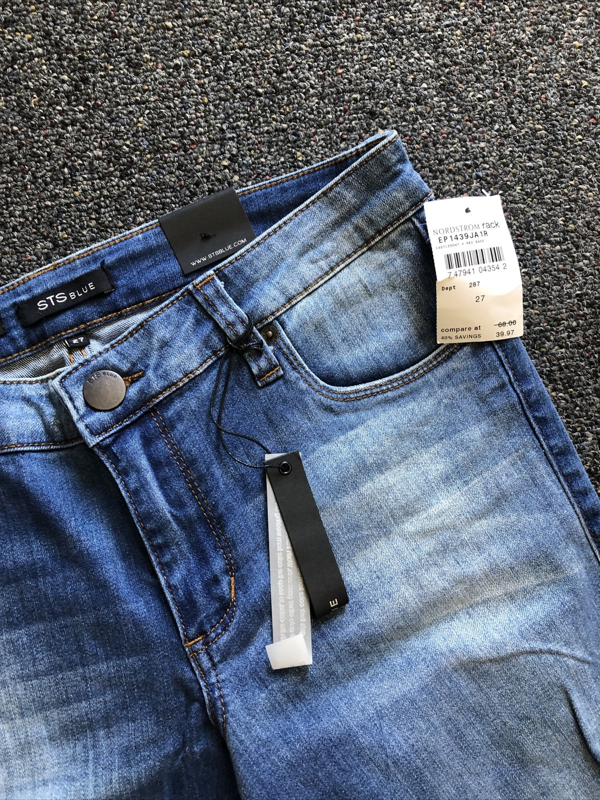 STS Blue Jeans Morgan Tomboy Women’s Size 27 NWT3