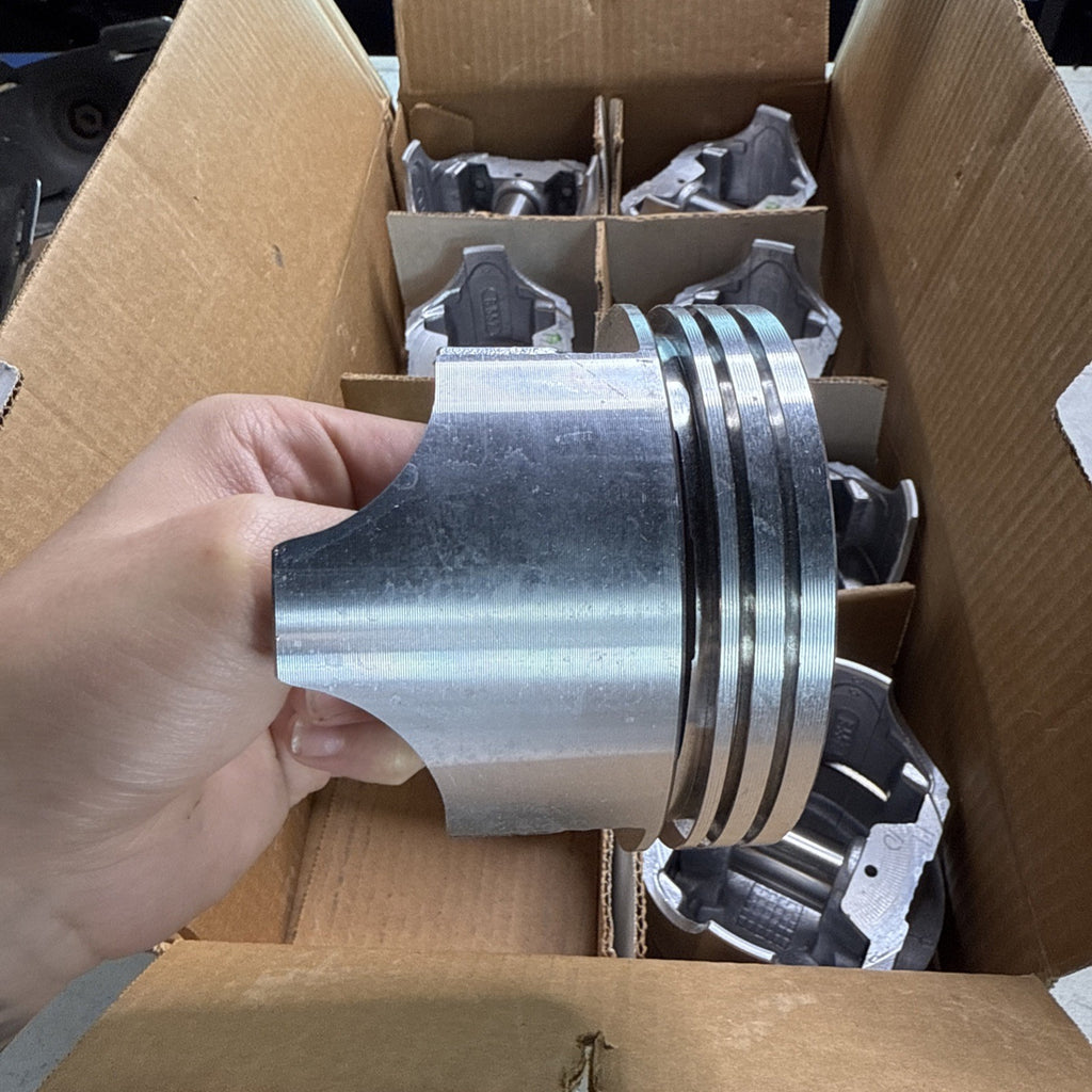 Badger Pistons P557-020 Diamond Turned 4.0200 Minimum Bore Size3