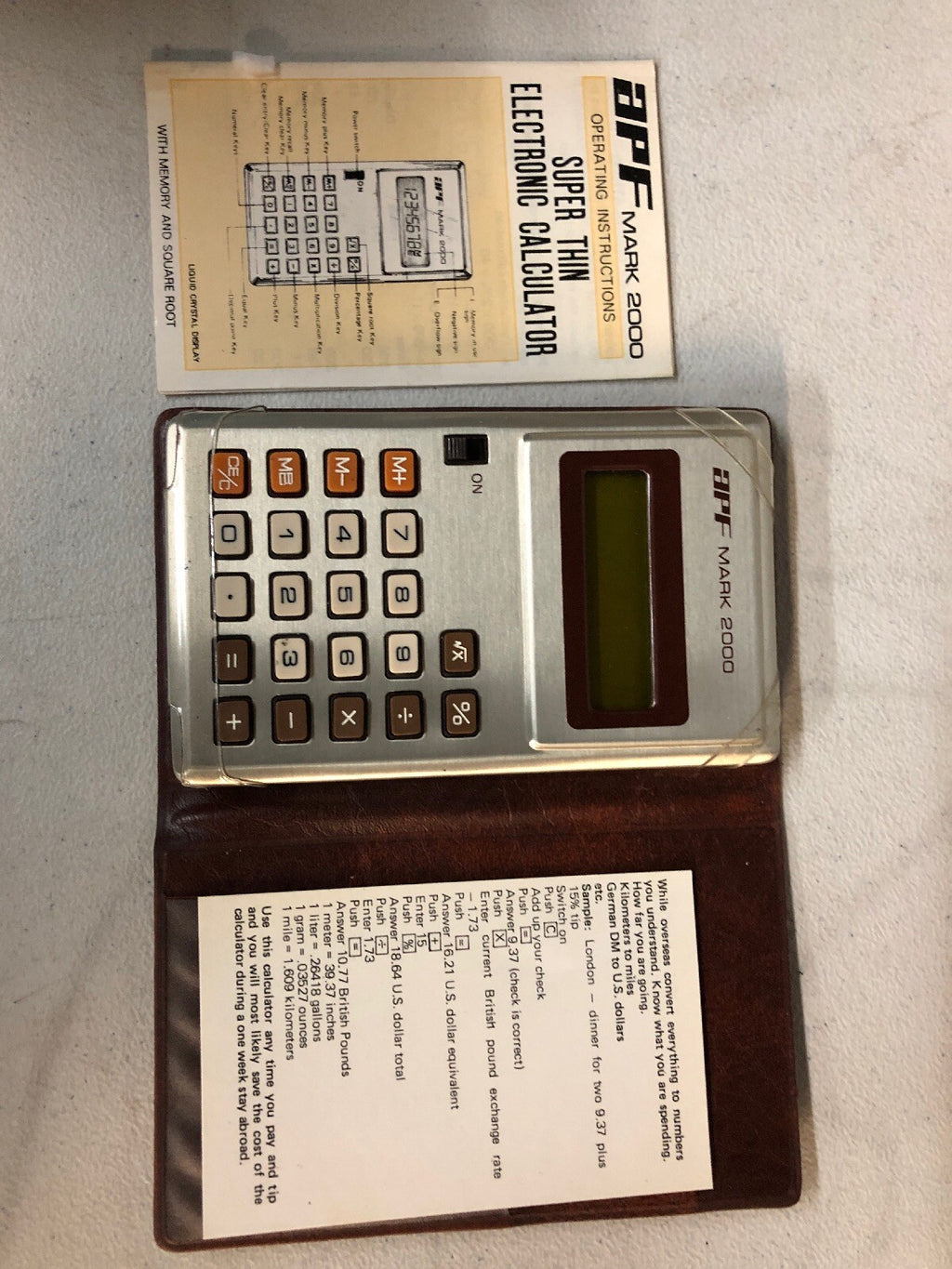Vintage APF Mark 2000 Super Thin Electronic Calculator With manual, Leather case0