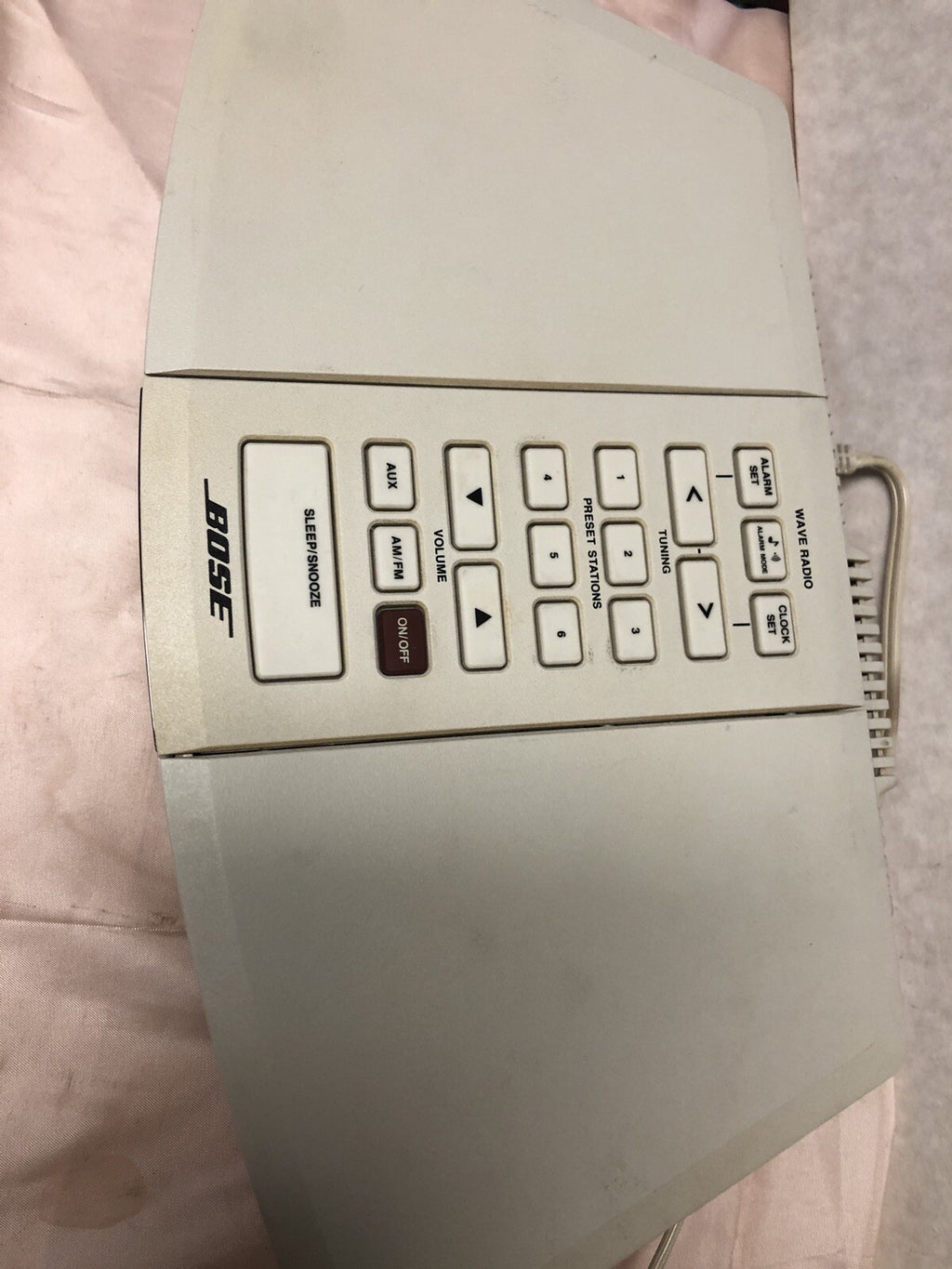 BOSE Wave Radio AWR1-1W AM/FM Alarm Clock Radio Off White Working! W/ Remote1