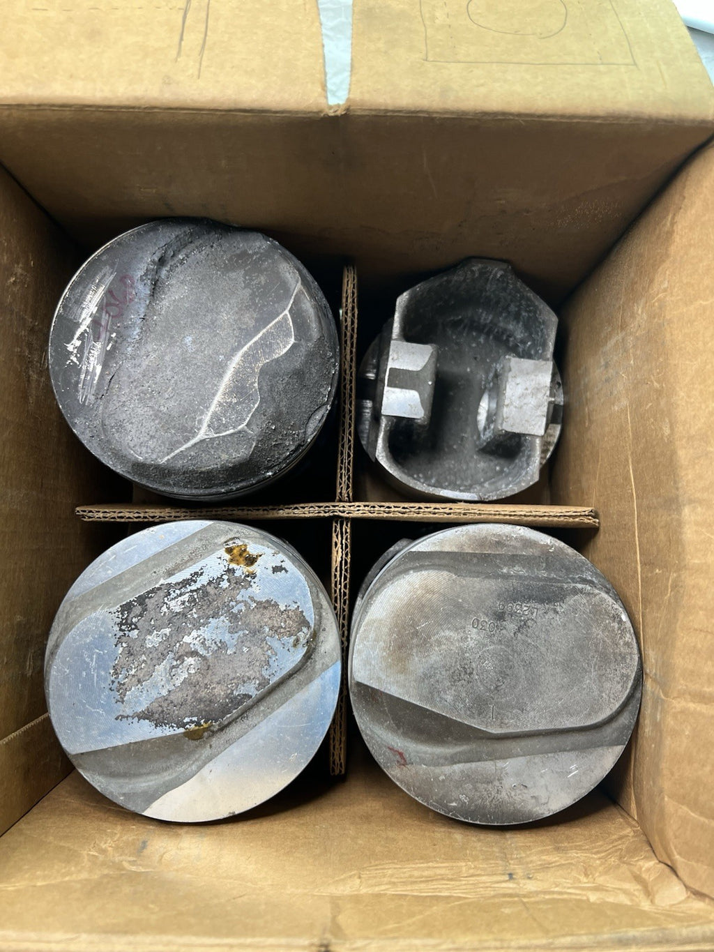 Manley Forged Pistons L2308A +.060 Set of 8 – BB Chevy 1.560 Pin, 480740