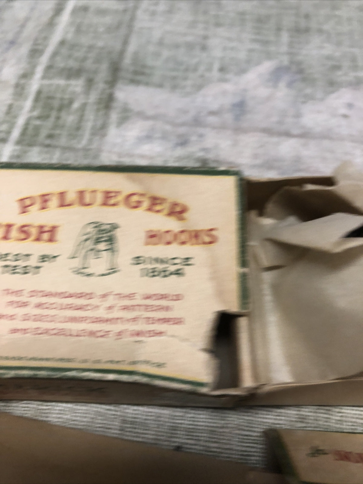 Vintage Lot Of 2 Boxes Pflueger Limerick Fish Hooks3