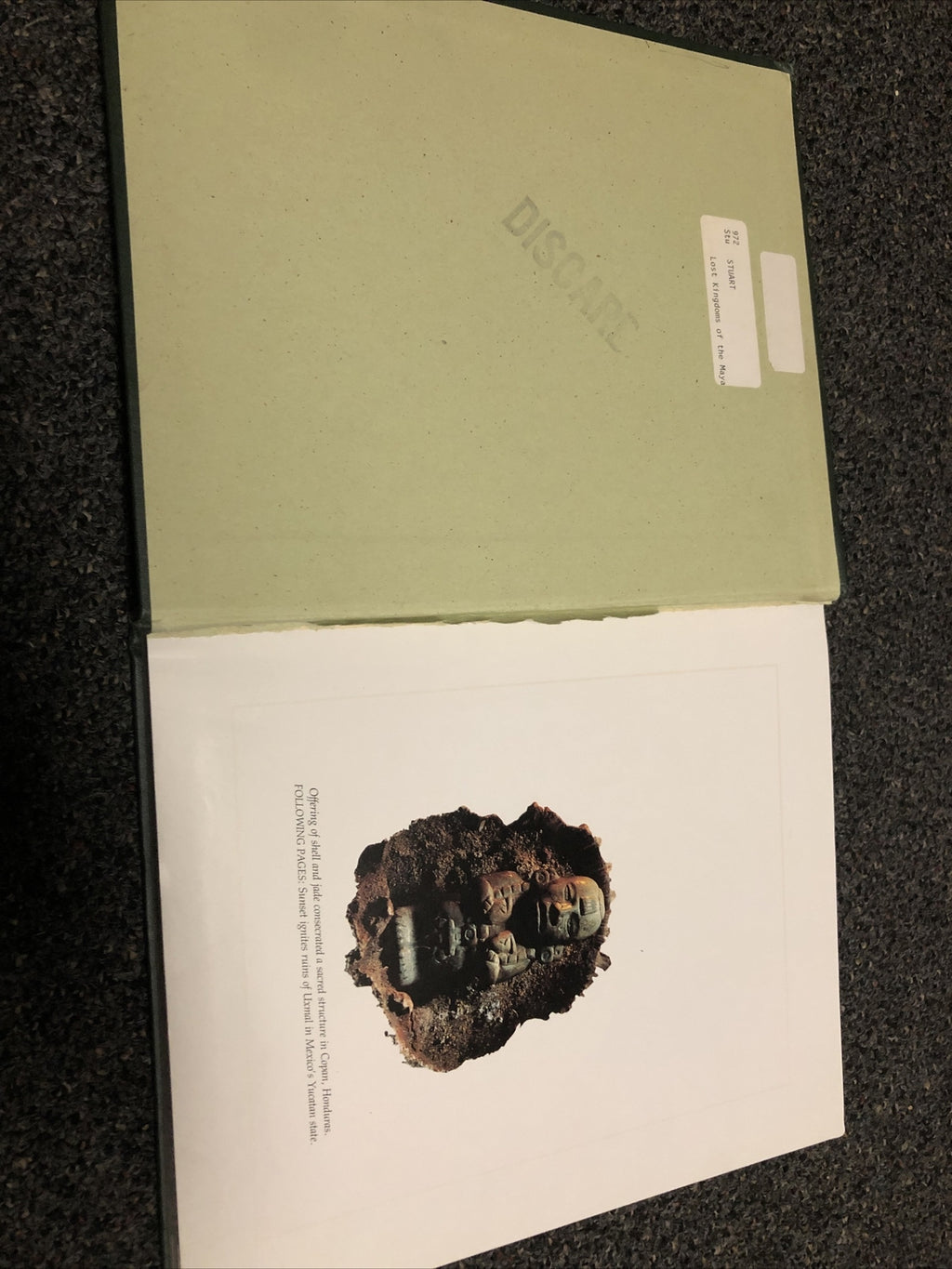 Lost Kingdoms of the Maya By George Stuart - National Geographic Illustrated3
