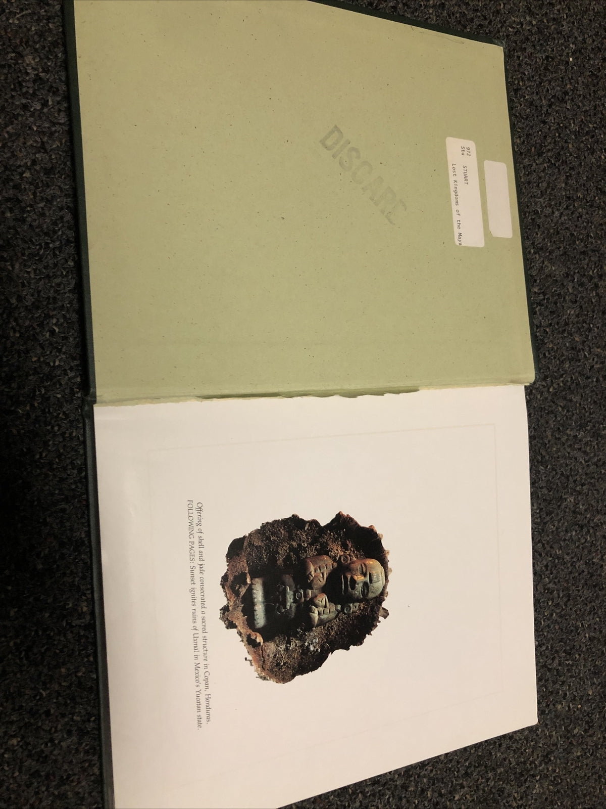 Lost Kingdoms of the Maya By George Stuart - National Geographic Illustrated3