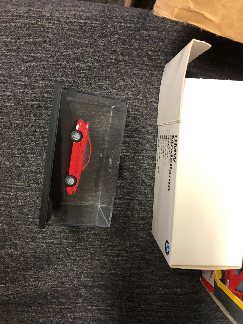 Herpa 1/87 HO BMW Mabstab 1:87 Red2