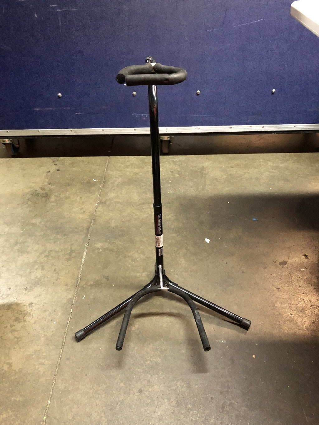 On-Stage Stands GS7153B-B Flip-It! Gran Guitar Stand0