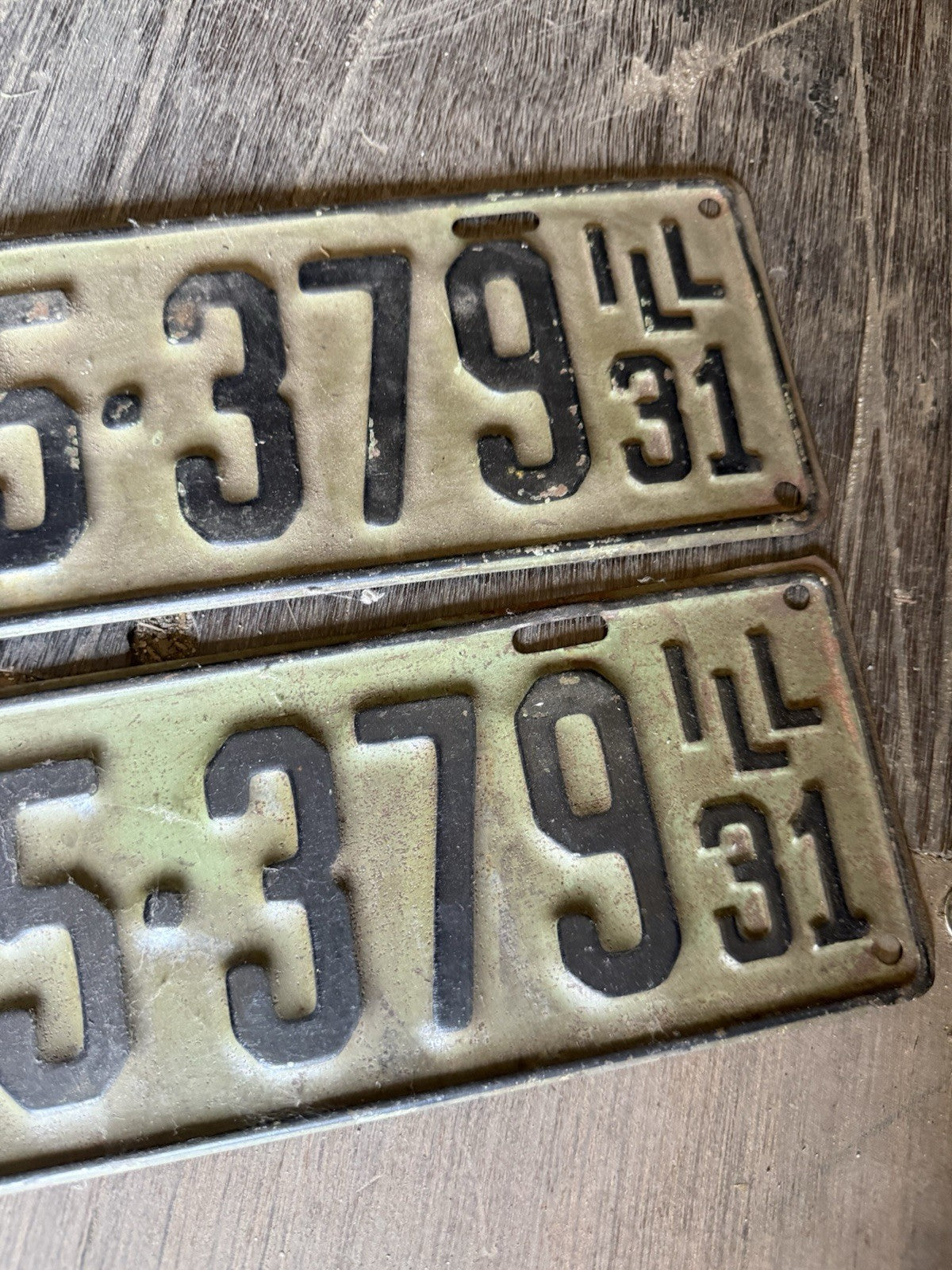 Vintage 1931 Illinois License Plate Pair - Original Matched Set - Ford Model A4