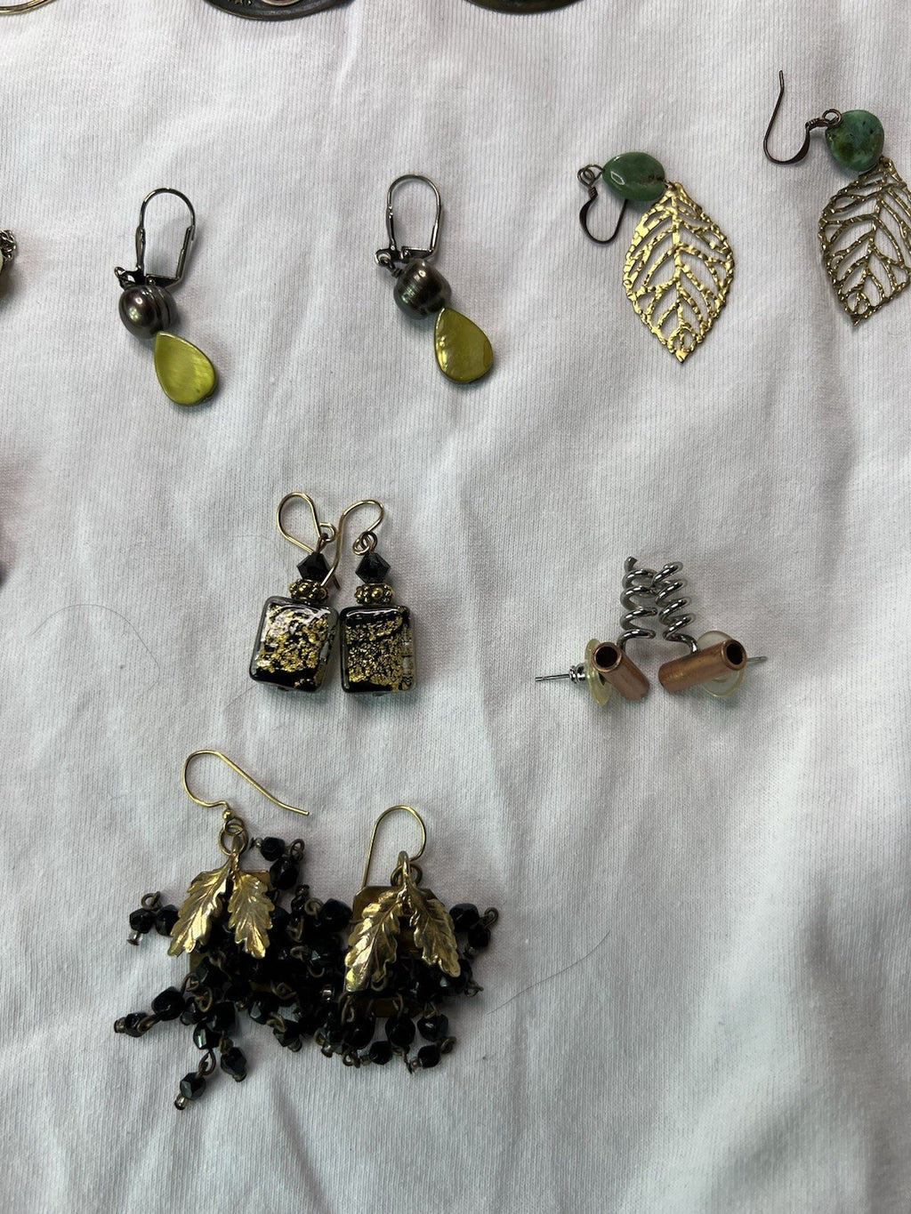 11 pc Jewelry Lot Vintage modern matching Earring sets & Necklaces4
