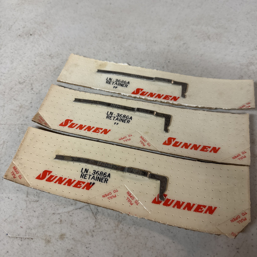 LOT OF THREE, NEW Sunnen LN- 3686A Retainers NEW OLD STOCK2