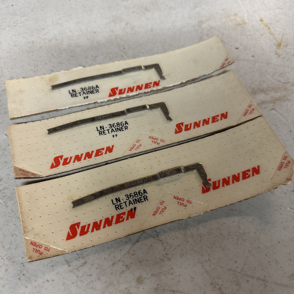 LOT OF THREE, NEW Sunnen LN- 3686A Retainers NEW OLD STOCK1