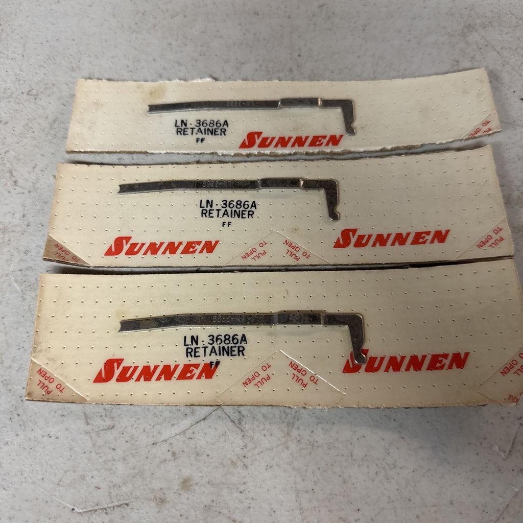 LOT OF THREE, NEW Sunnen LN- 3686A Retainers NEW OLD STOCK0