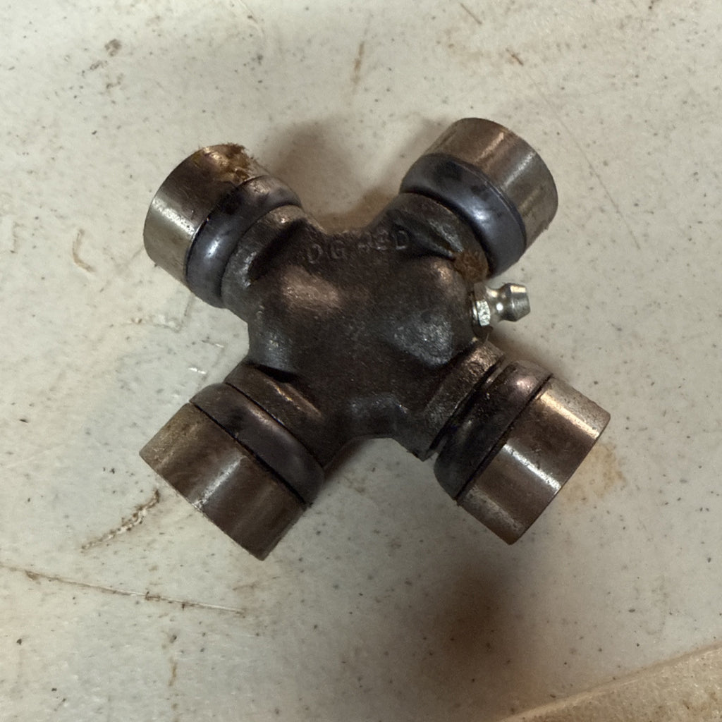 Torque Universal Joint U-Joint part number (329) New in Box1