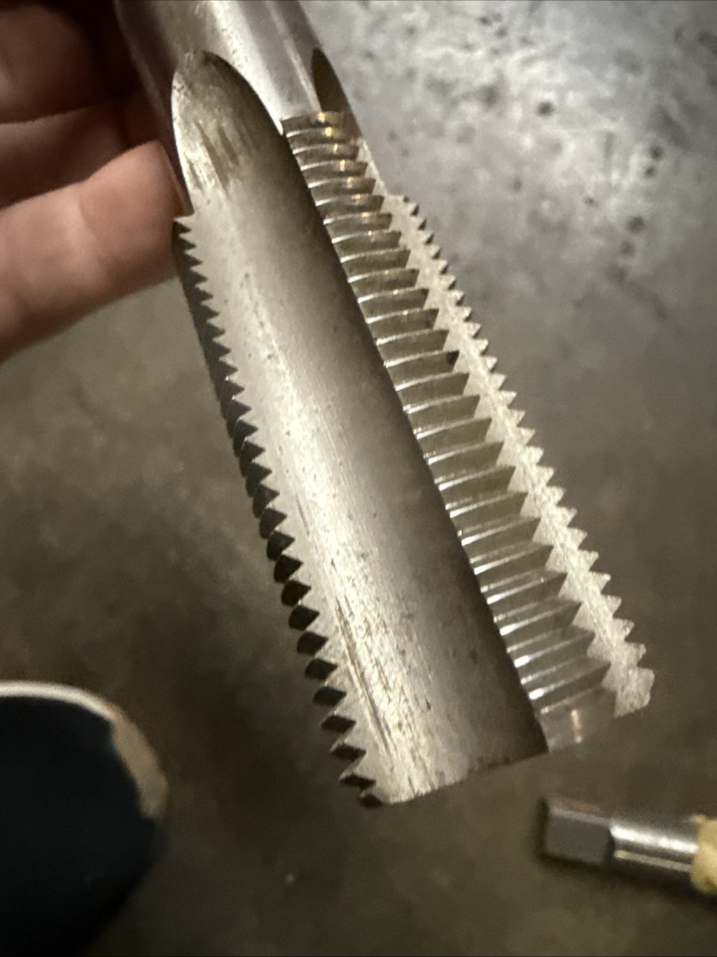D. T. E. Co.  1-1/16 - 12 PIPE TAP HIGH SPEED6